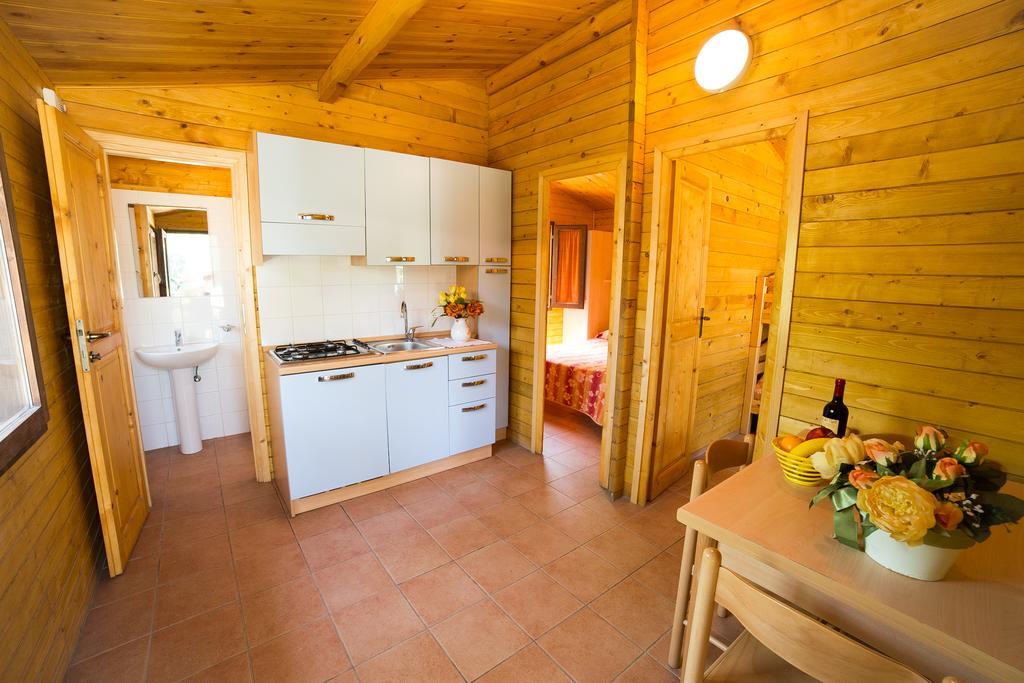 Camping Dei Tigli トッレ・デル・ラーゴ・プッチーニ 部屋 写真